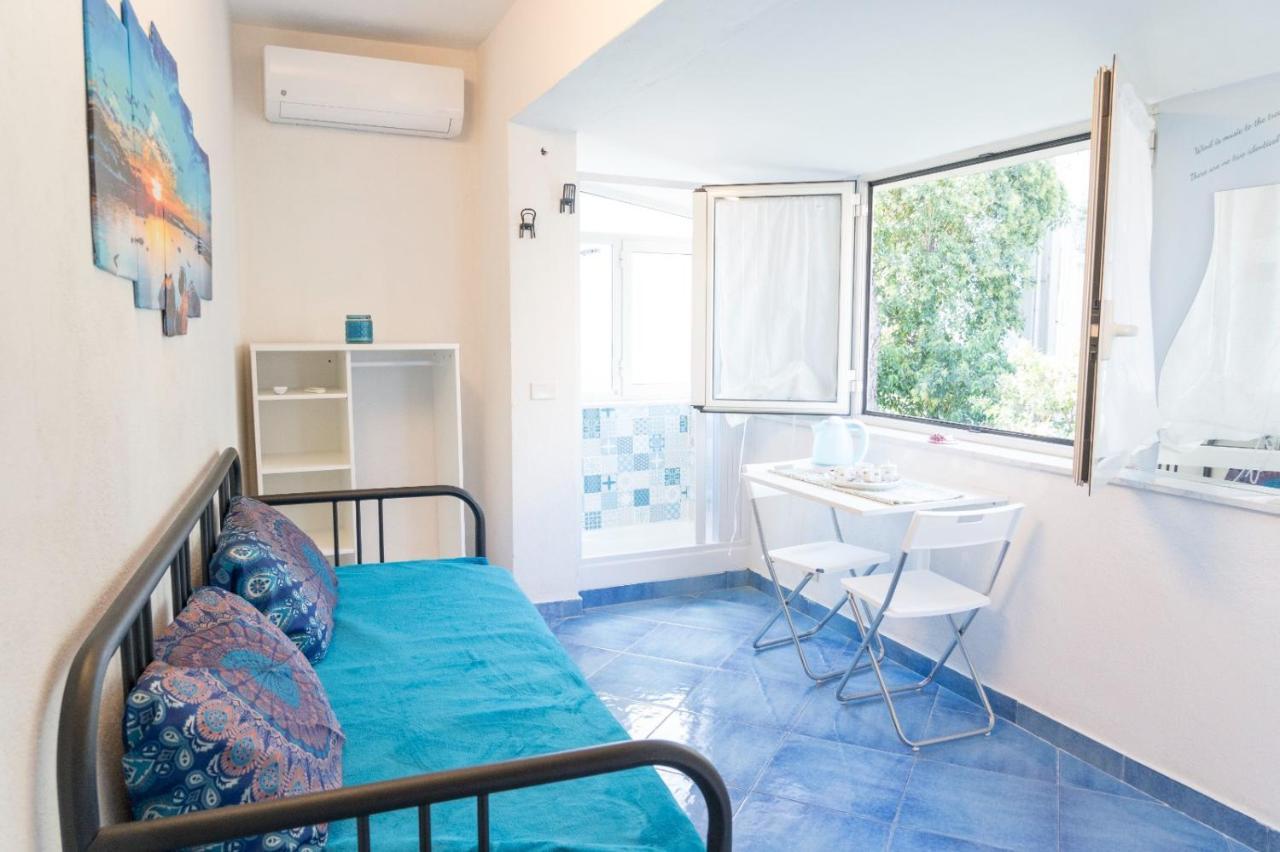 نابولي Casa Lego Small Room With Terrace المظهر الخارجي الصورة